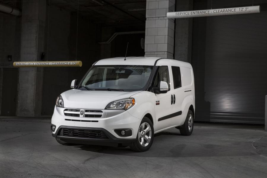 Dodge Ram ProMaster City Tradesman SLT Cargo Van 2015 года выпуска
